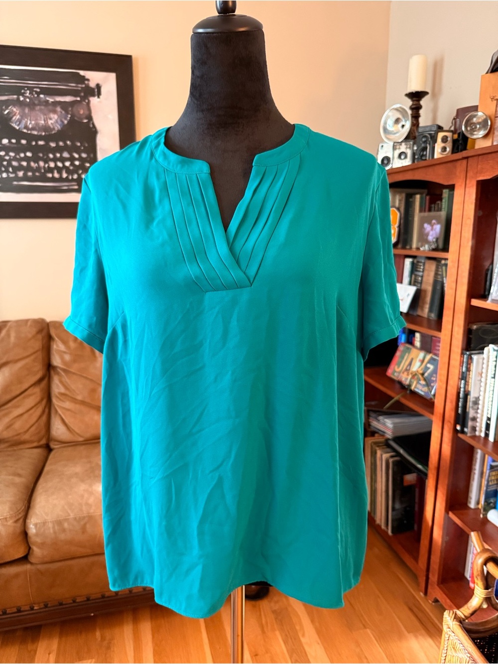 The Limited Teal Short-Sleeve Pleated V-Neck Blouse